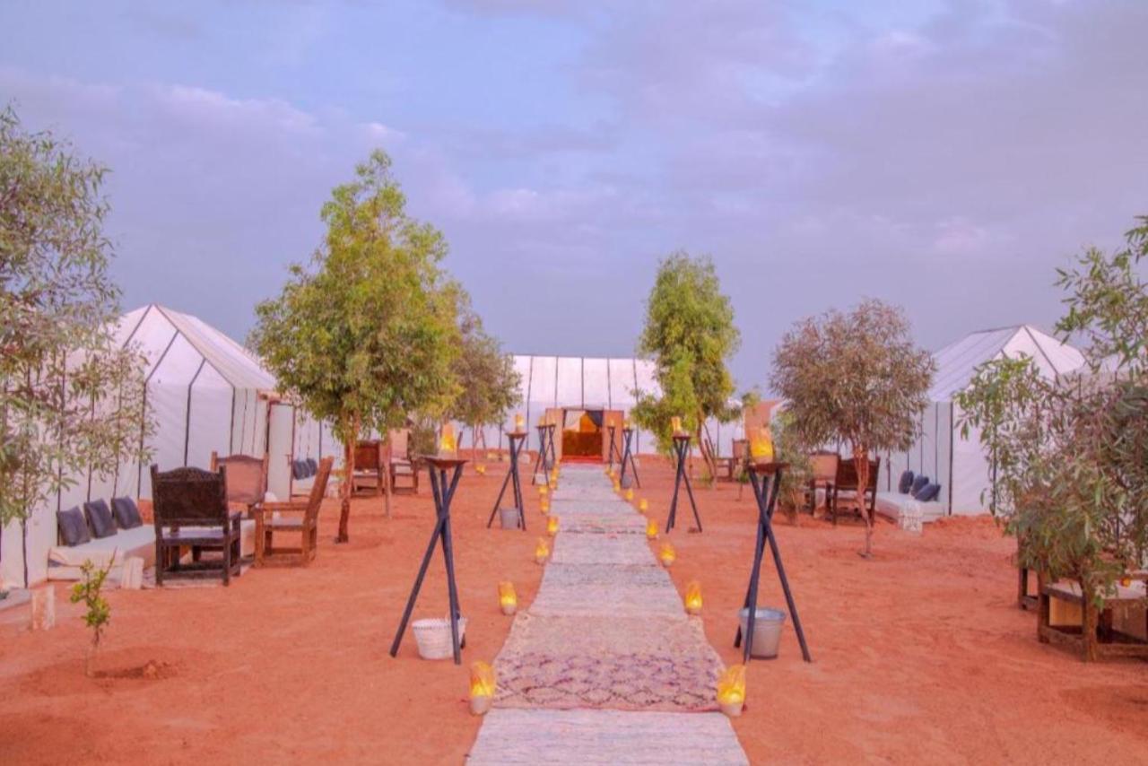 Erg Chebbi Camp Hotell Merzouga Exteriör bild